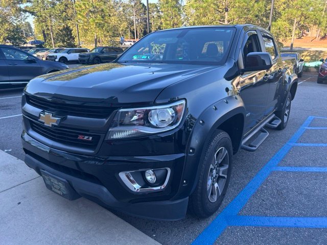 Used 2016 Black Chevrolet Z71 image 8