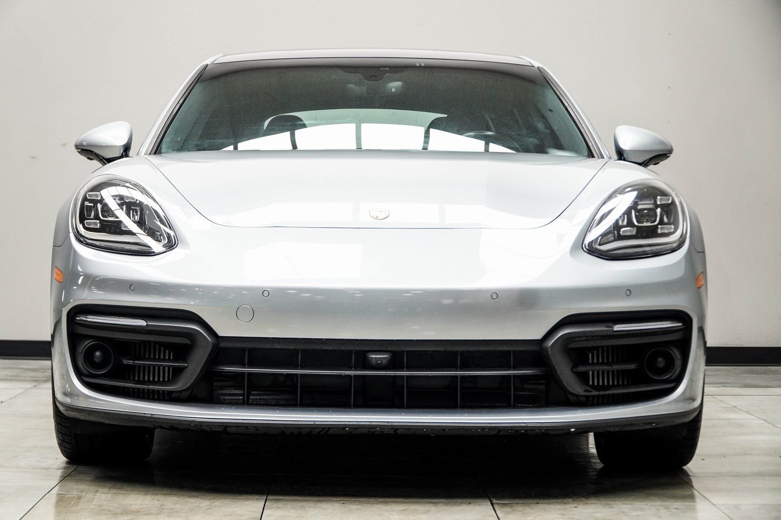 Used 2021 Silver Porsche 4 image 10