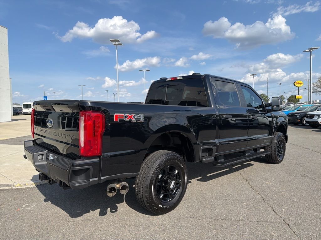New 2026 Black Ford XL image 3
