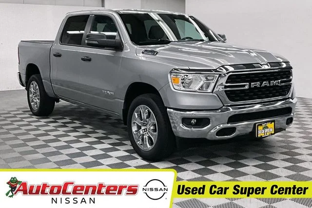 2023 RAM 1500 Big Horn/Lone Star 4x4 Crew Cab 5'7's photo