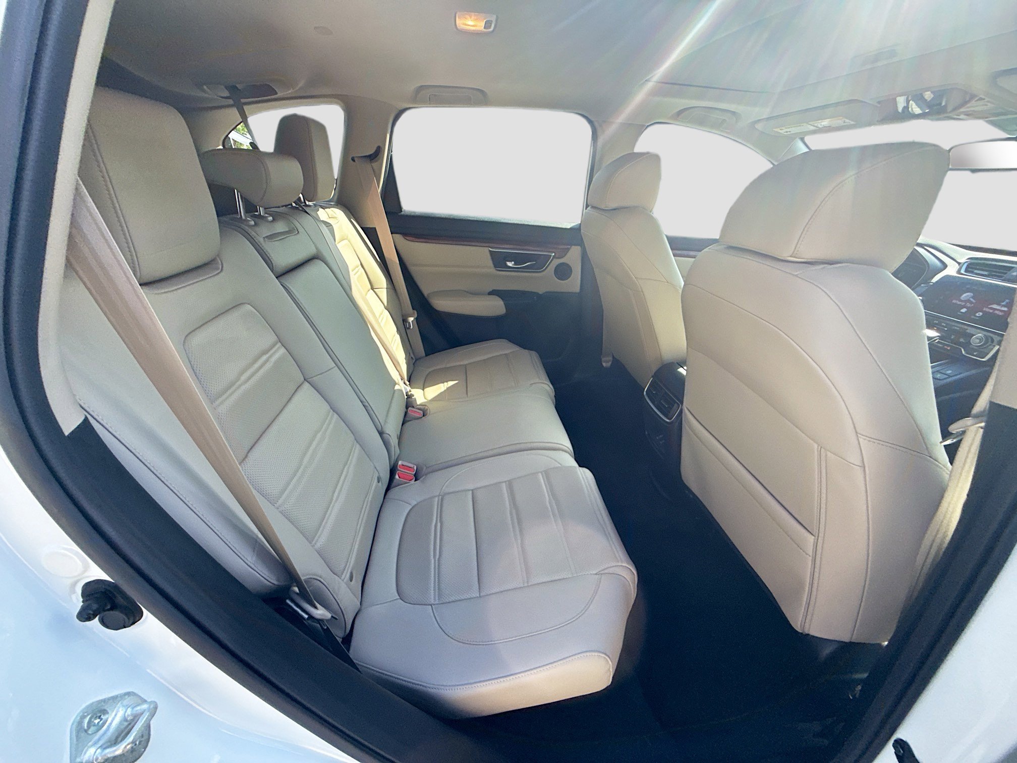 Certified Used 2022 Platinum White Pearl Honda Touring image 30