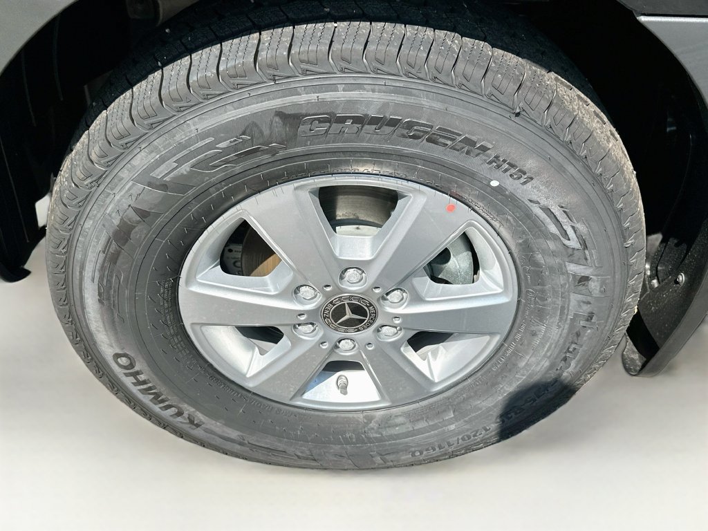 New 2026 Obsidian Black Metallic Mercedes-Benz Crew 144 WB image 57