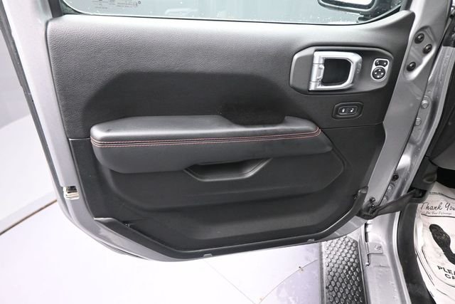 Used 2020 Silver Jeep Unlimited Rubicon image 28