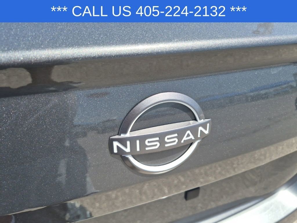 Used 2025 Gray Nissan SV image 10