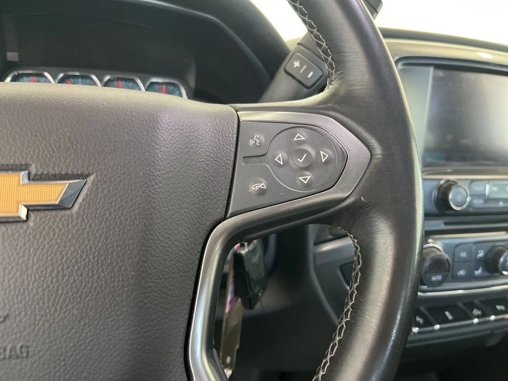 Used 2018 Black Chevrolet LT image 7