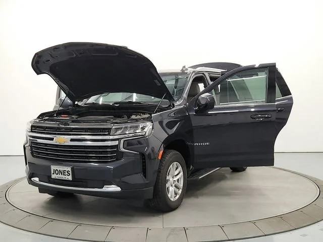 Used 2023 Dark Ash Metallic Chevrolet LT image 11