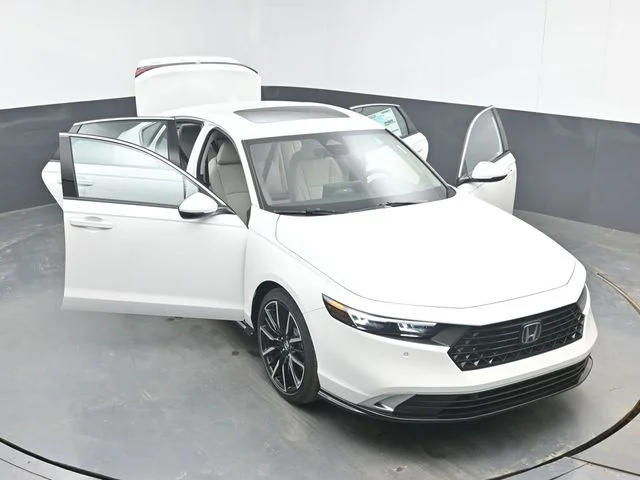 New 2026 Platinum White Pearl Honda Touring Hybrid image 53