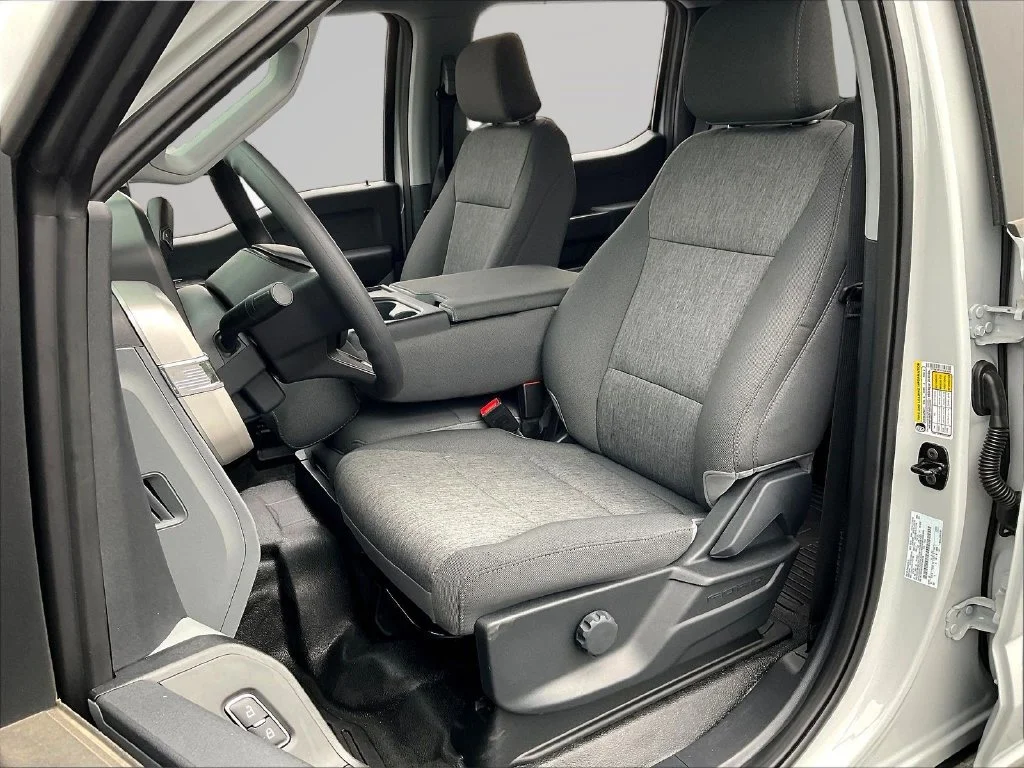 New 2026 Avalanche Ford F-350® XL image 27