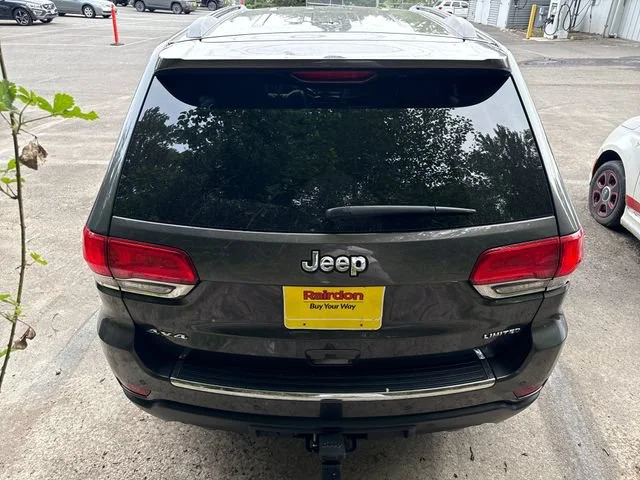 Used 2018 Crystal Metallic Jeep Limited image 6