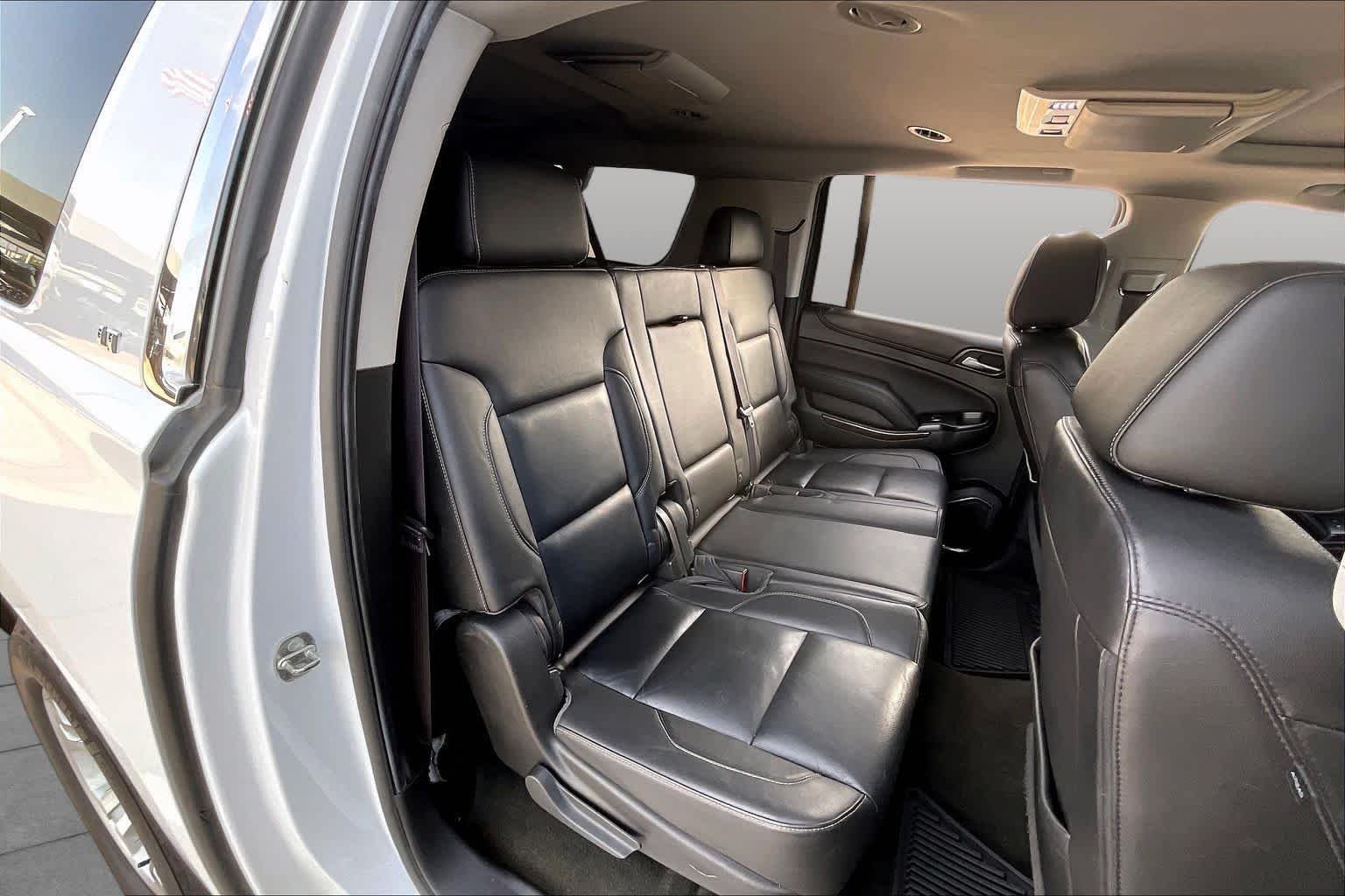 Used 2016 Summit White Chevrolet LT image 18