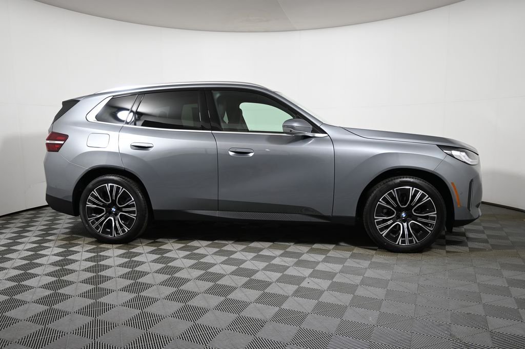 Used 2026 Gray Metallic BMW 30 xDrive image 8