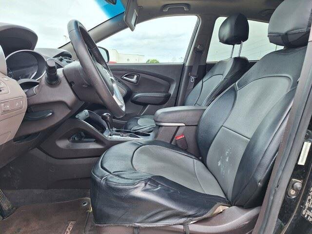 Used 2013 Ash Black Hyundai Limited image 11