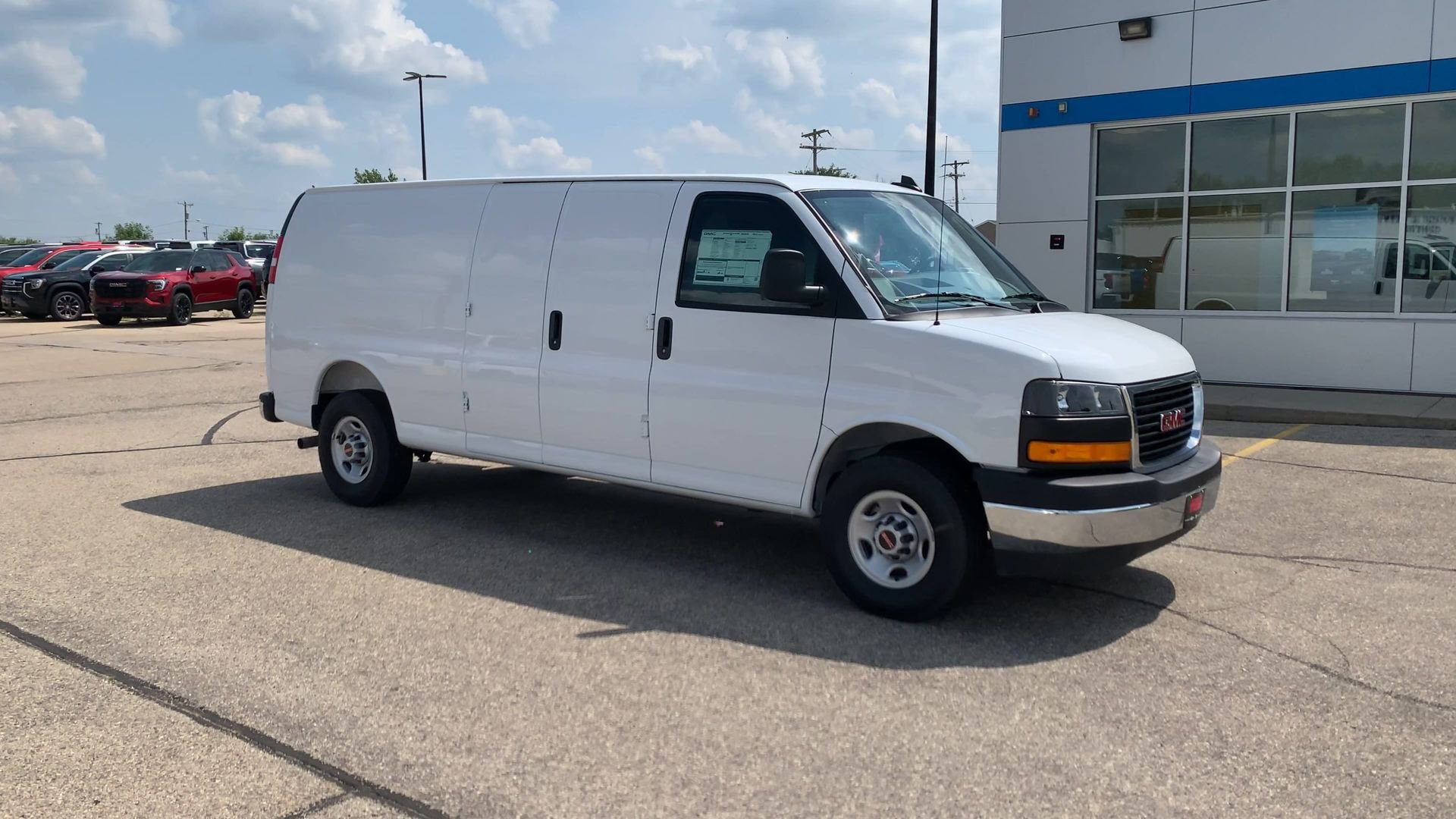 New 2025 Summit White GMC Work Van image 26