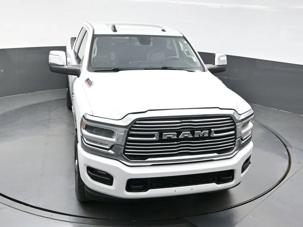 Used 2023 White Ram Laramie image 30