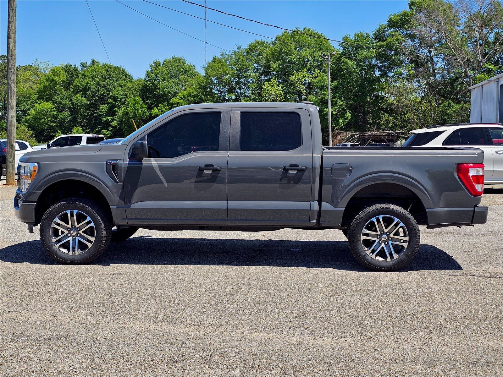 2021 Ford F-150 XL - Photo 13