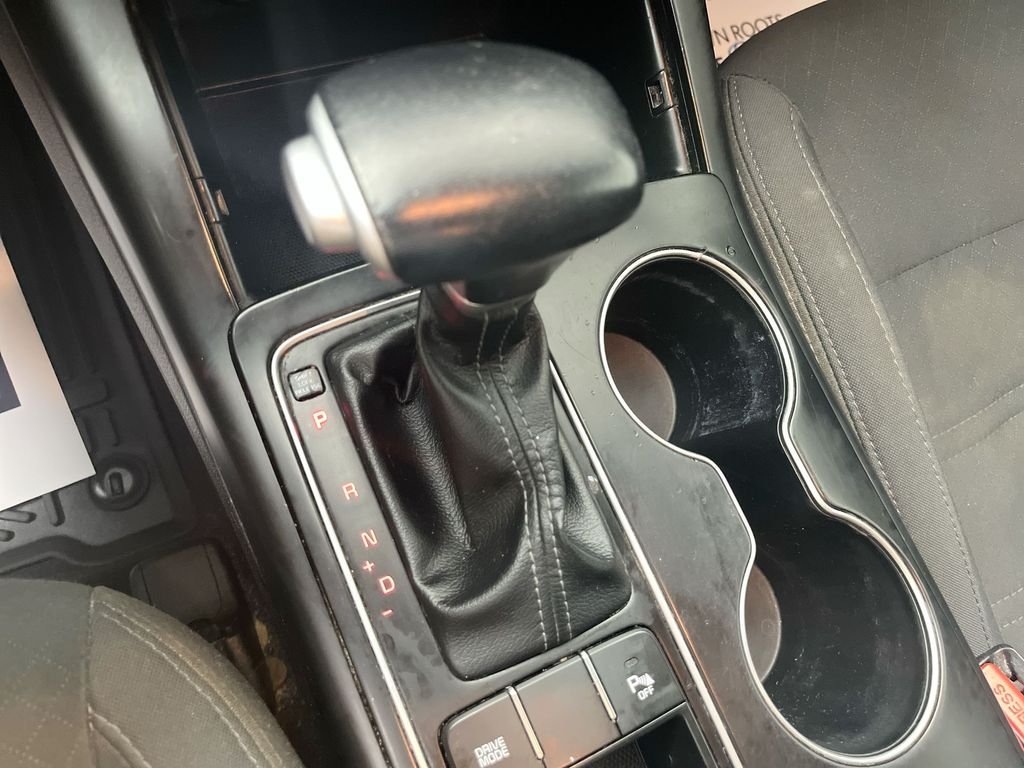 Used 2020 Black Kia LX image 23