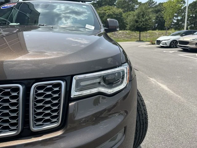 Used 2021 Brown Jeep Summit image 9
