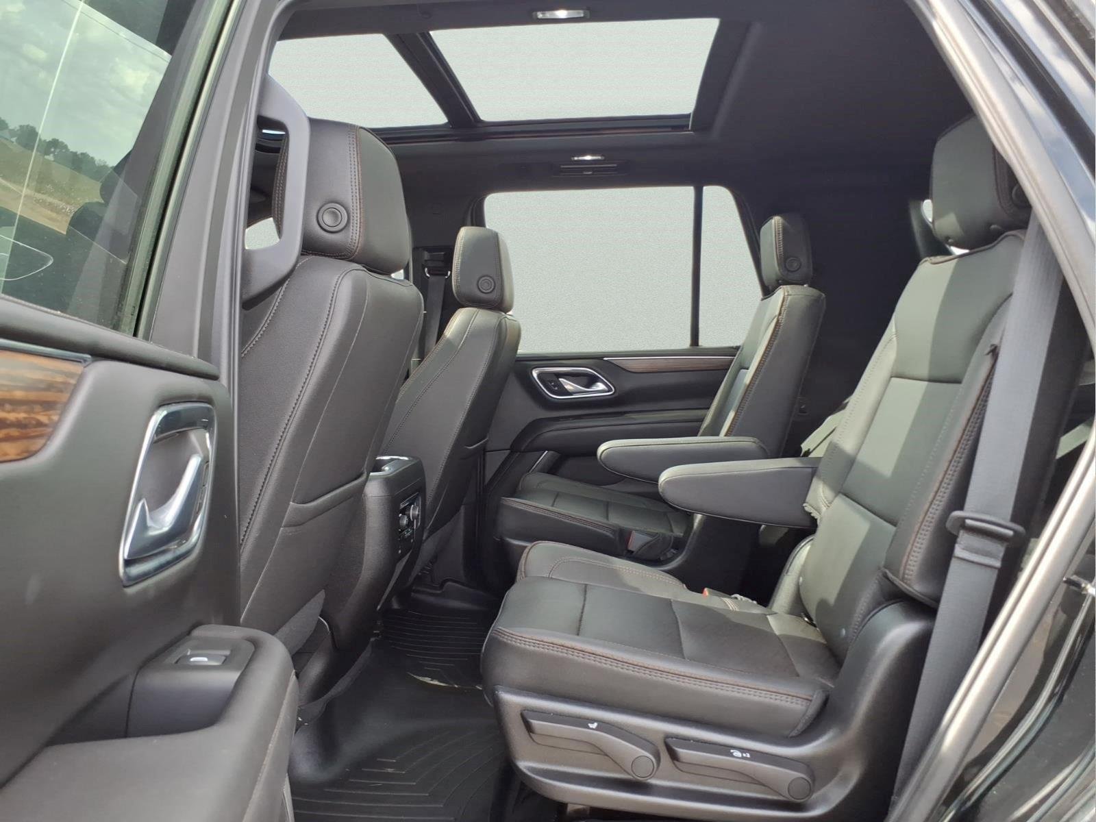 Used 2023 Black Chevrolet High Country image 11