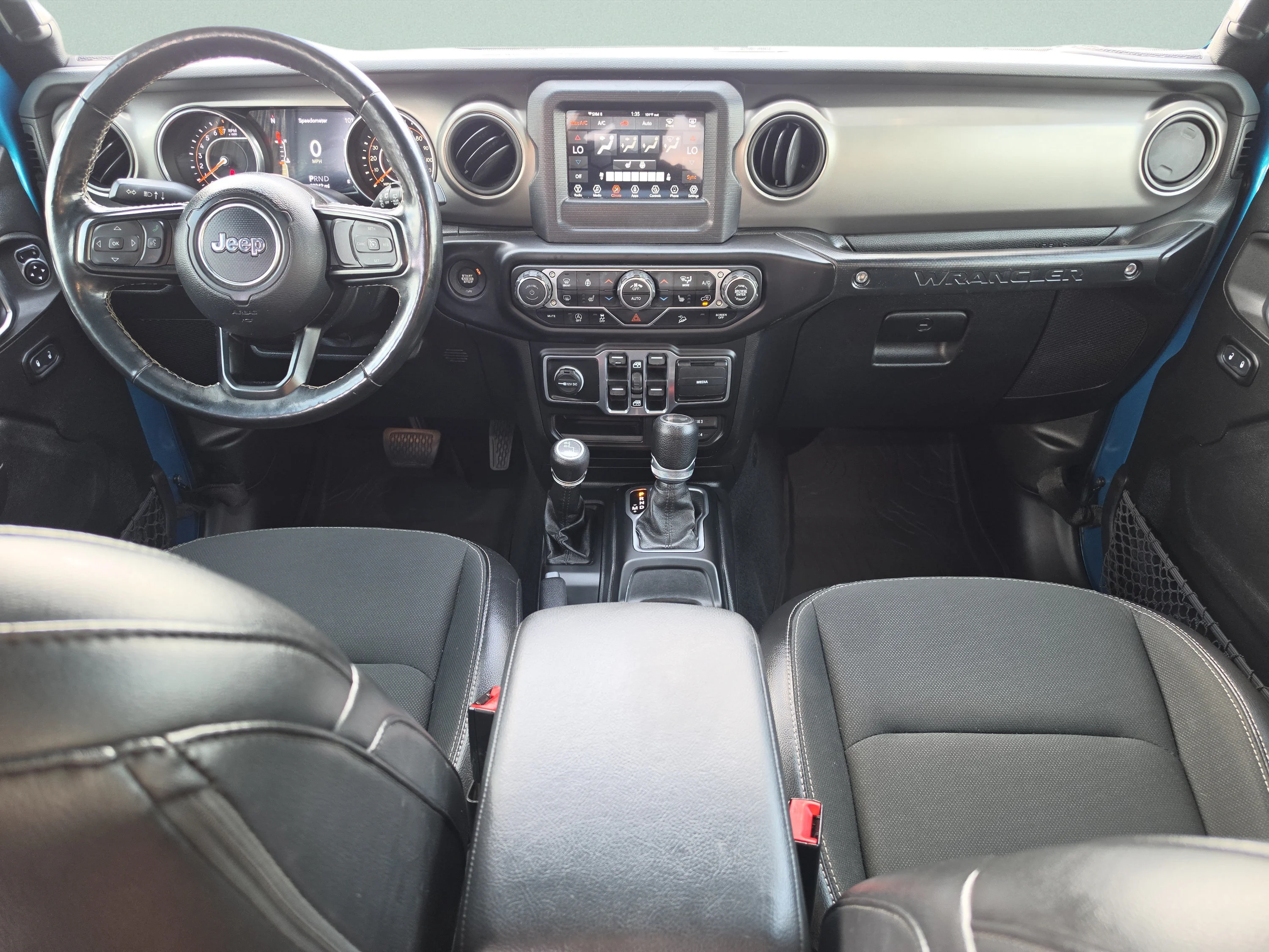 Used 2020 Bikini Pearlcoat Jeep Freedom image 18