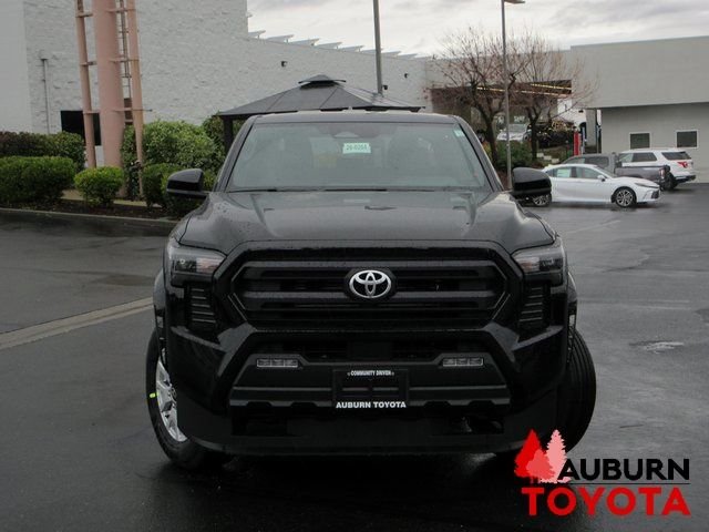2026 Toyota Tacoma SR5 - Photo 13