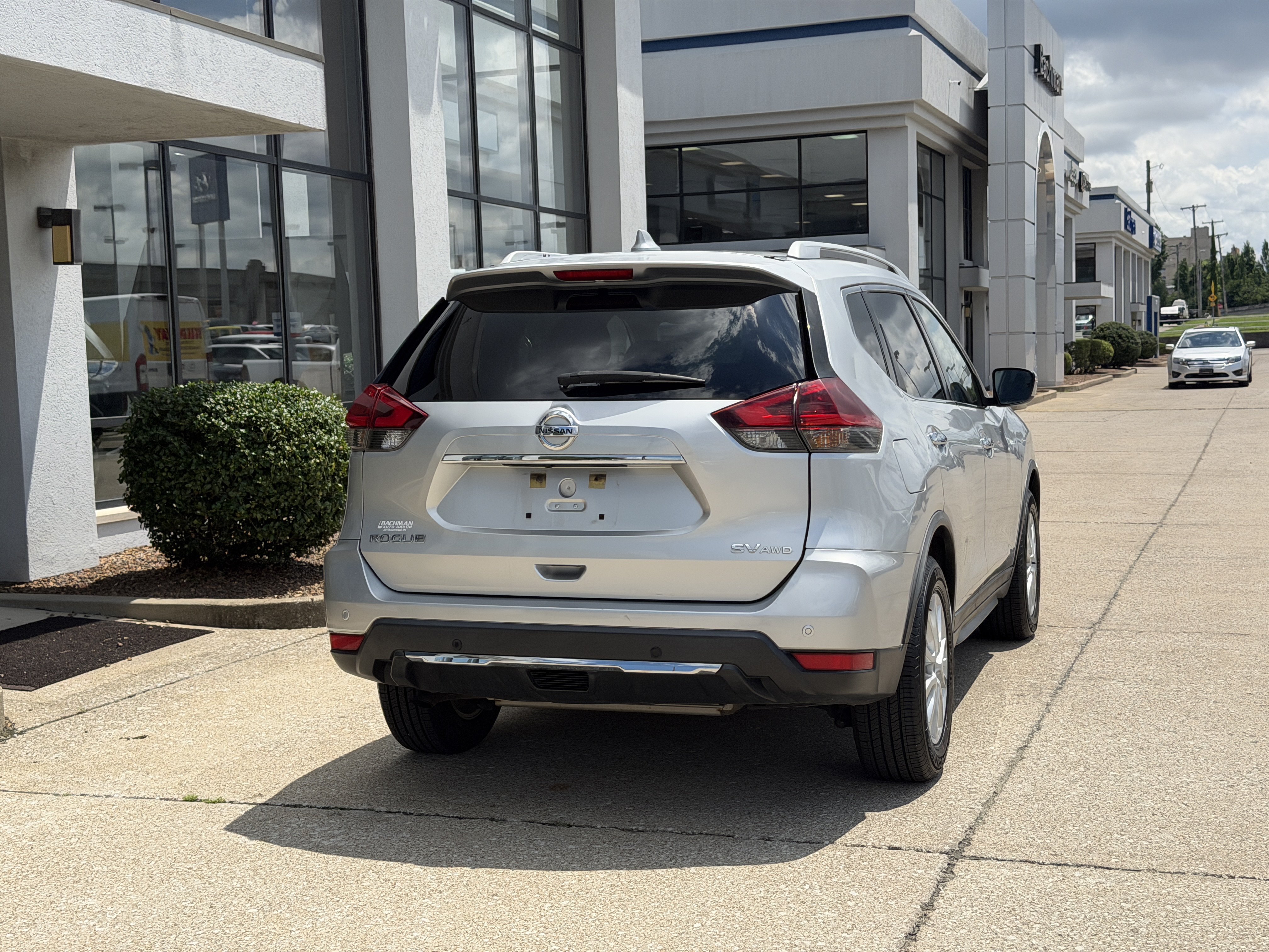 Used 2019 Brilliant Silver Metallic Nissan SV image 5