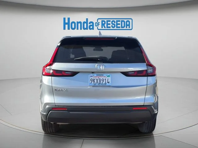Used 2024 LUNAR SILVER METALLIC Honda LX image 4