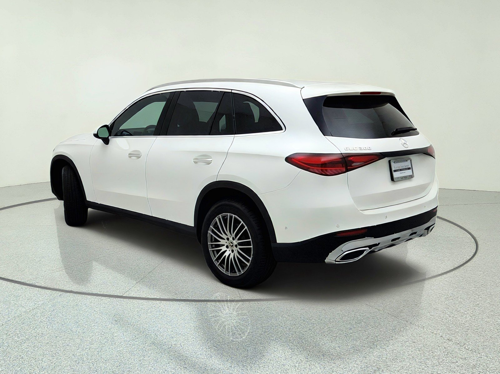 Certified Used 2025 Polar White Mercedes-Benz GLC 300 image 12