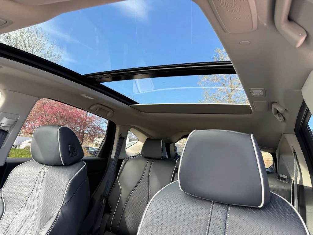 New 2026 Solar Silver Metallic Acura Advance Package image 24