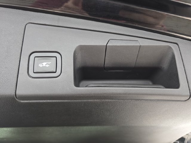 Used 2020 Black Cadillac Premium Luxury image 34