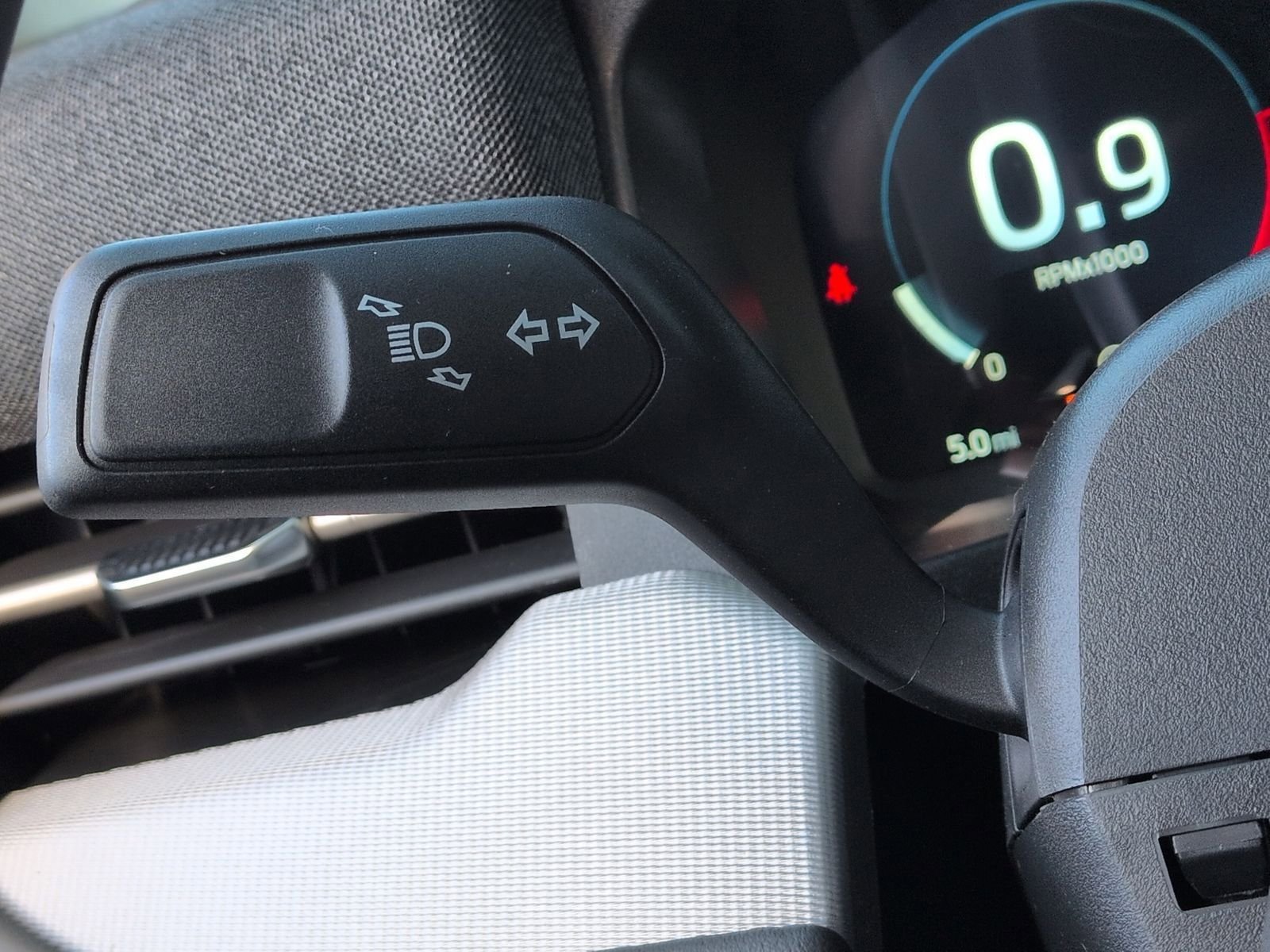 2026 Ford Explorer Active - Photo 27