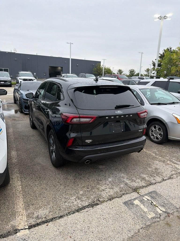 Used 2024 Black Metallic Ford ST-Line image 2