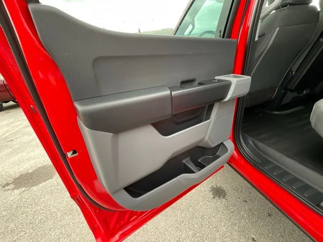 Used 2023 Red Ford XL image 18