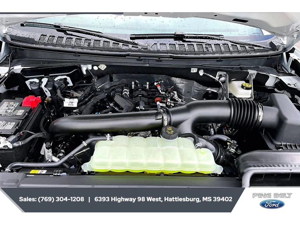 New 2026 Star White Metallic Tri-Coat Ford MAX Platinum® image 8