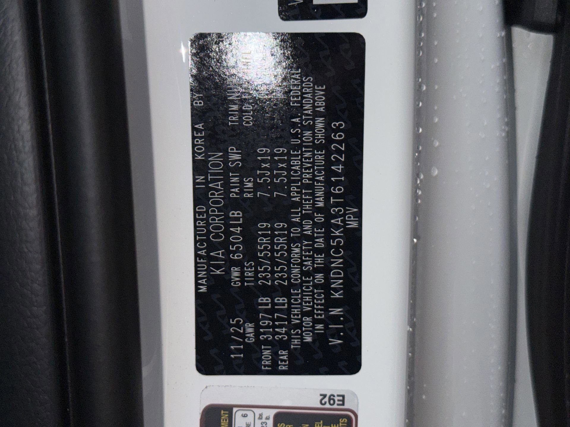 New 2026 Snow White Pearl Kia EX image 34