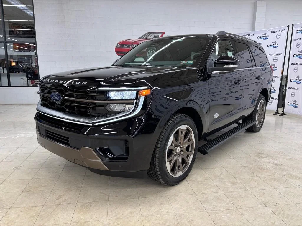 New 2026 Agate Black Metallic Ford King Ranch® image 3