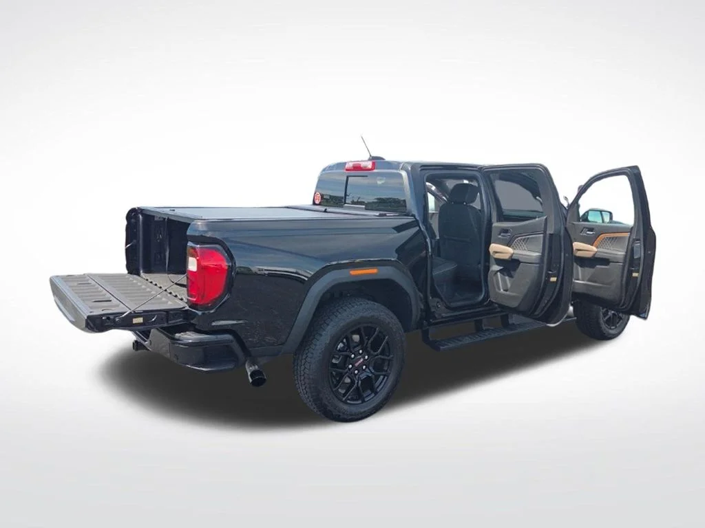 Used 2025 Black GMC Denali image 24