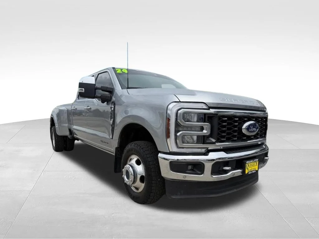 Used 2024 Silver Ford XL image 7