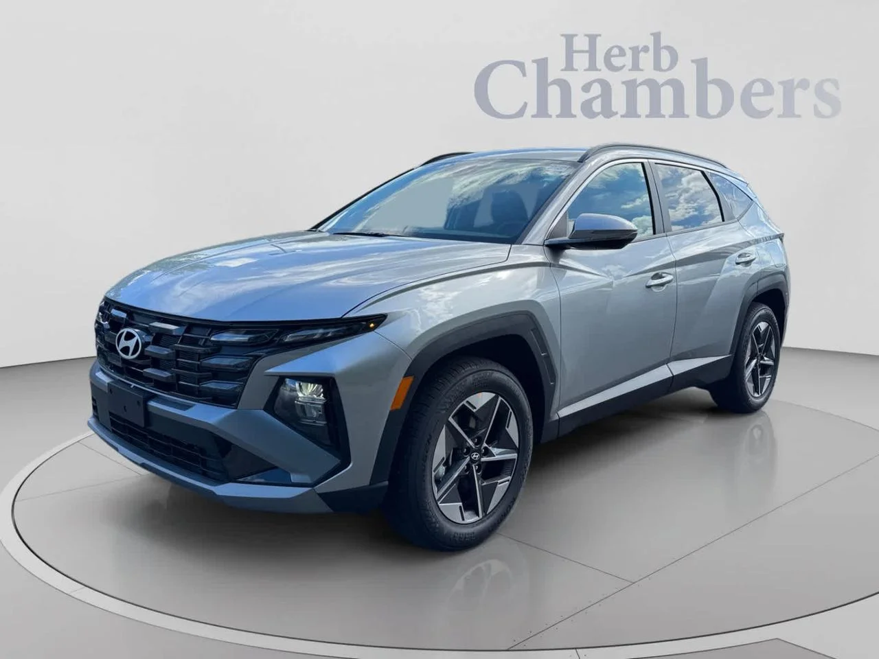 New 2026 Silver Hyundai SEL Premium AWD image 9