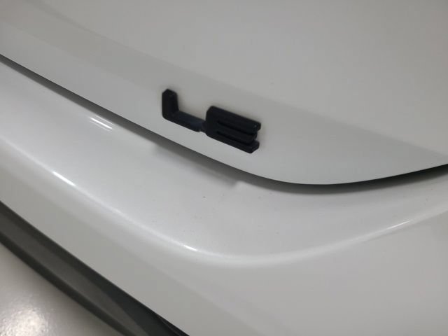 Used 2023 Wind Chill Pearl Toyota LE image 5