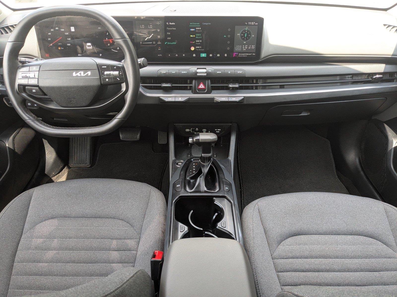 Used 2025 Aurora Black Pearl Kia EX image 13