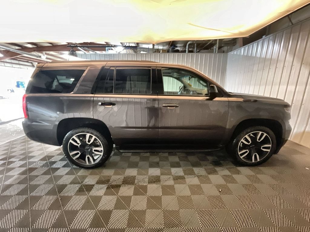 Used 2018 TUNGSTEN METALLIC Chevrolet LT image 9