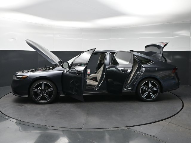 New 2026 Meteorite Gray Metallic Honda SE image 32