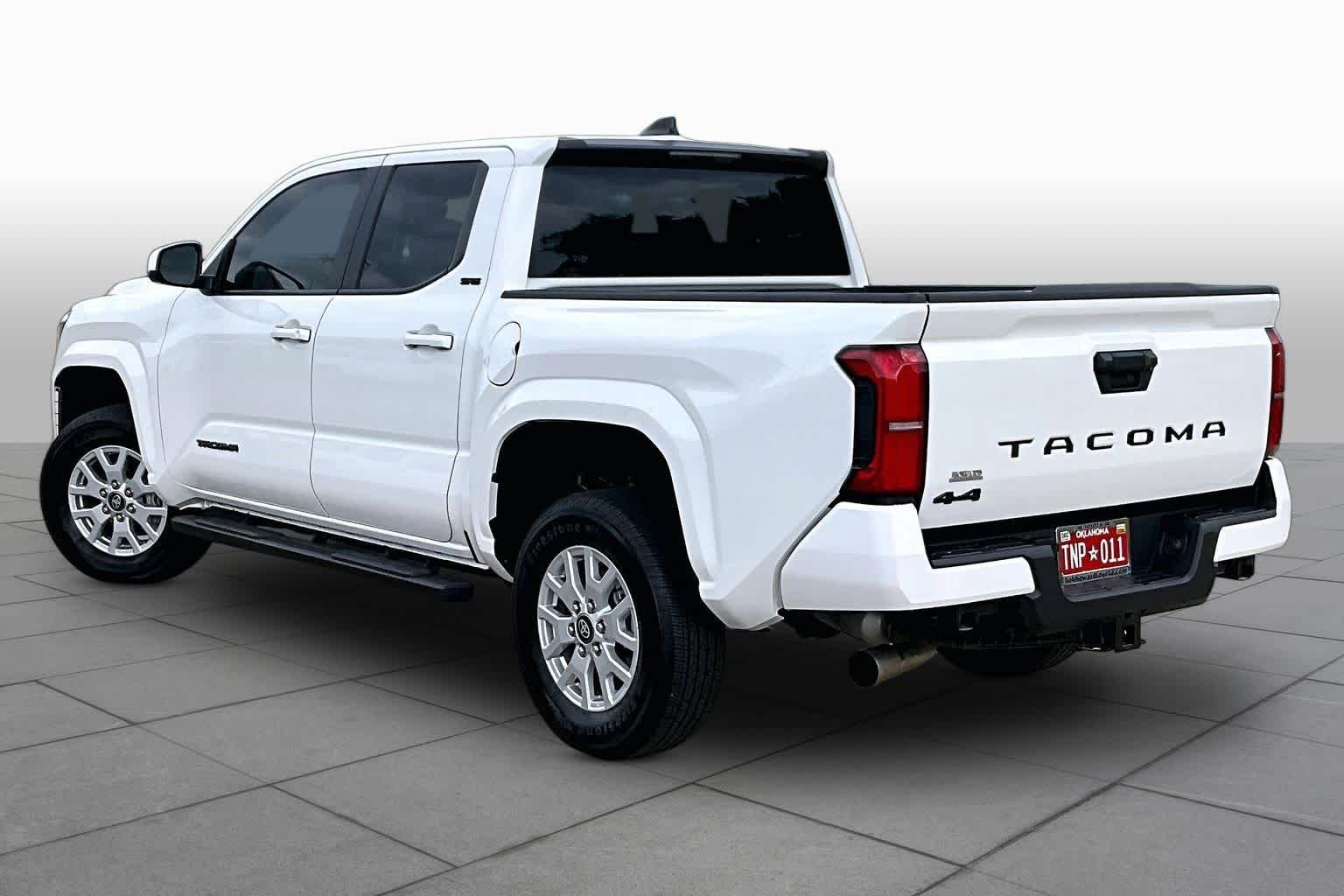 Certified Used 2025 Ice Cap Toyota SR5 image 12