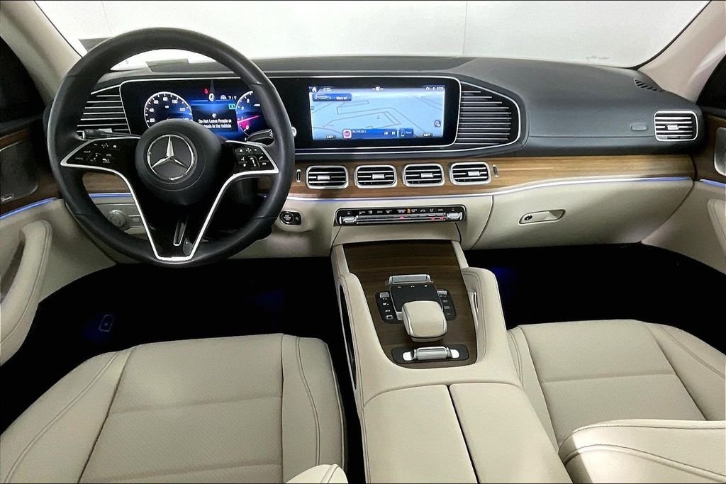 Used 2026 Black Mercedes-Benz GLS 450 image 13