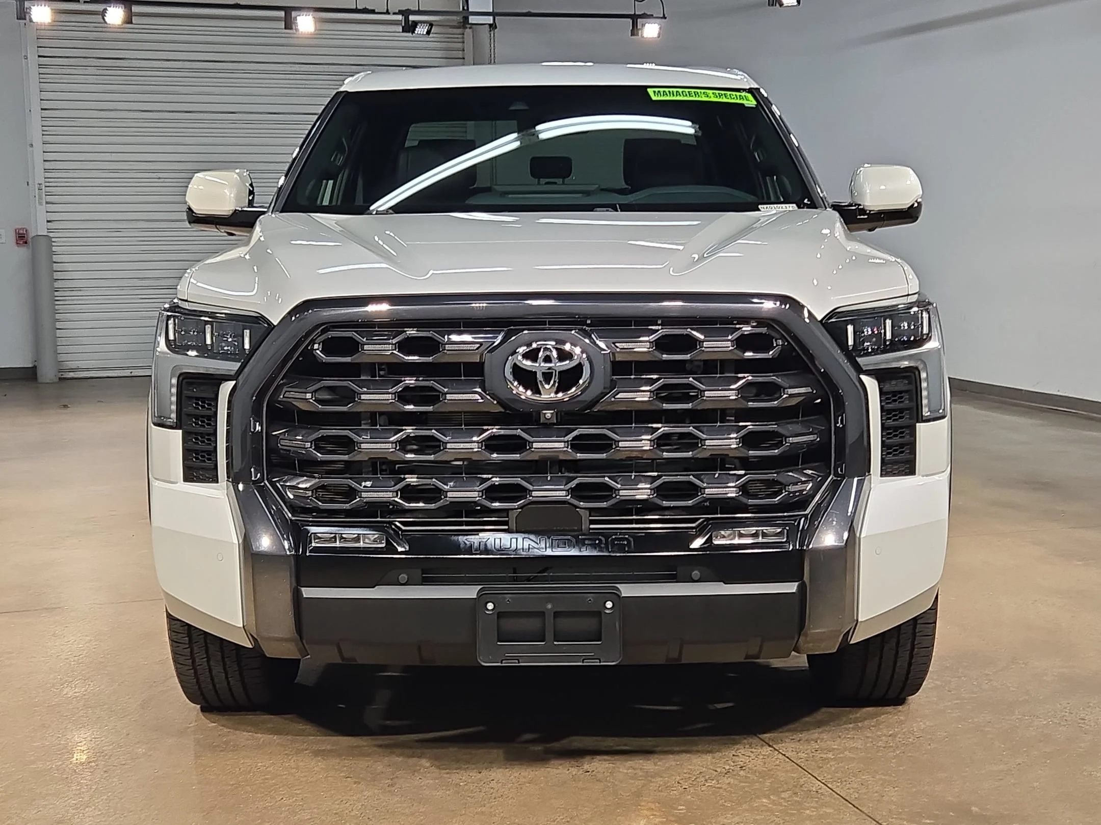 Used 2022 Toyota Tundra Platinum with VIN 5TFNA5AB4NX010237 for sale in Little Rock