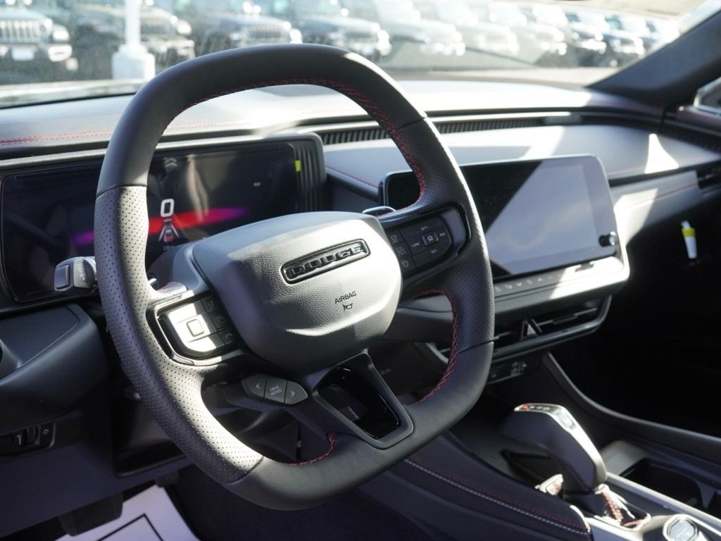 New 2026 Destroyer Gray Exterior Paint Dodge R/T Scat Pack image 20