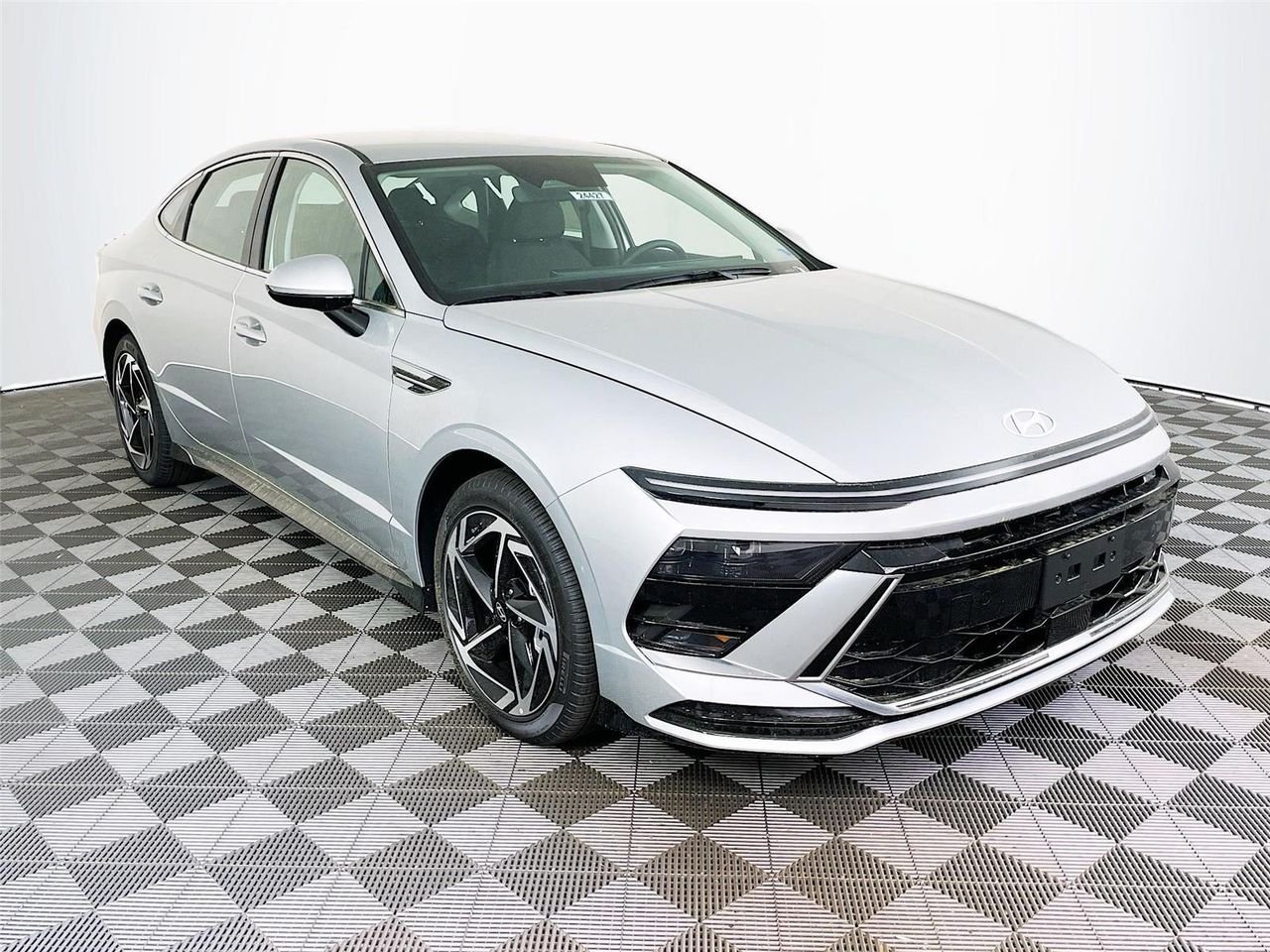 2026 Hyundai Sonata SEL AWD's photo