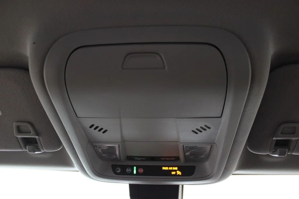 Used 2022 Gray Chevrolet LT image 35