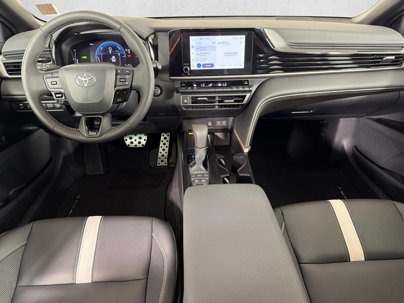 Used 2026  Toyota SE image 21
