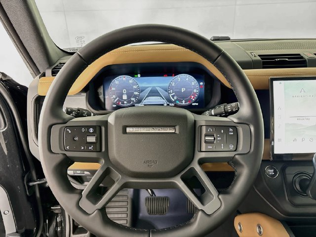 New 2026 Santorini Black Land Rover S image 11